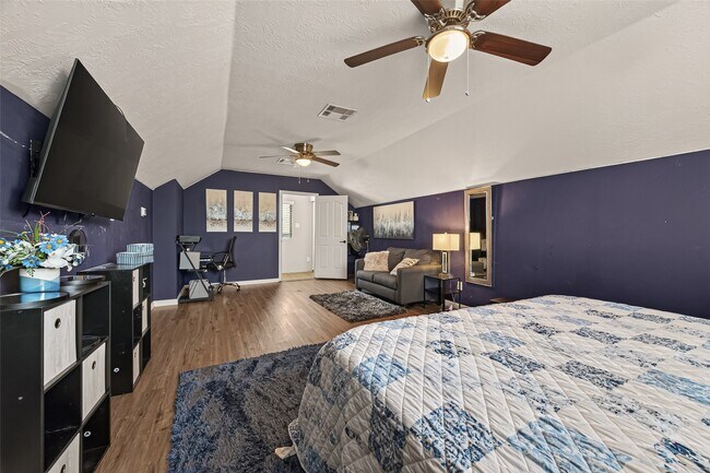 Building Photo - 6518 Palo Duro Dr