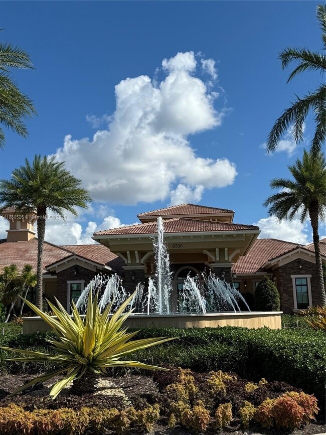 Building Photo - 12150 Bastille Cir S