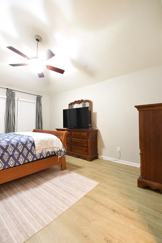 Building Photo - 113 Bottlebrush Ct