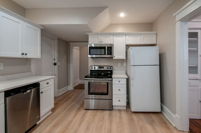 Building Photo - 3735 Central Ave