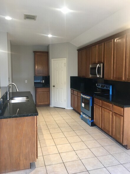 Kitchen view from knook - 4003 Santa Susana