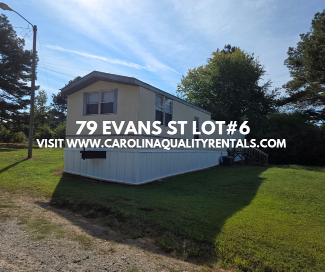 Building Photo - 3 bedroom 2 bath singlewide