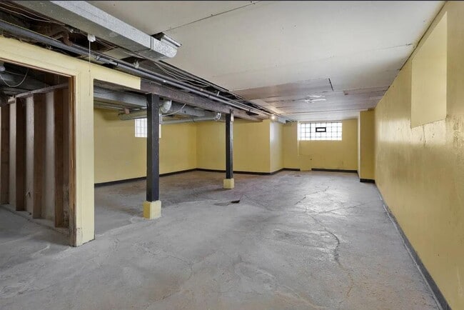 Building Photo - 1301 W 71st Pl