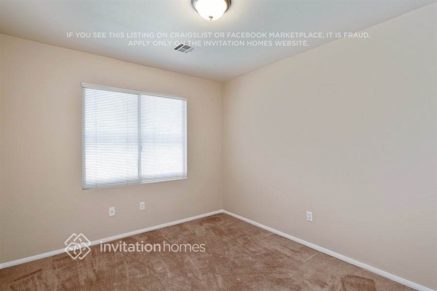 Building Photo - 9428 Warm Waters Ave