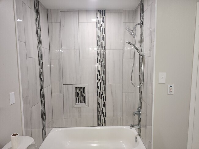 ceramic tile surround shower - 1939 S Ringer Ave