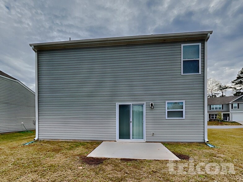 Building Photo - 271 Millen Dr