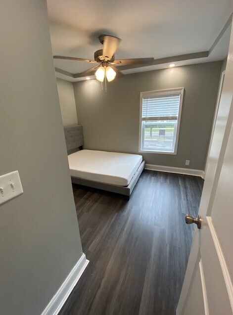 Building Photo - 102 Ashworth Plz