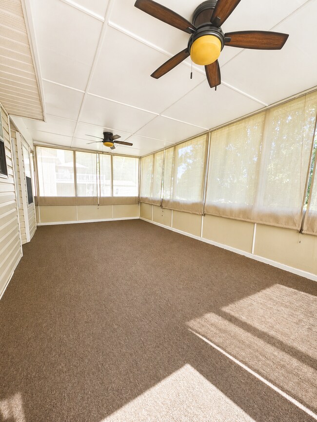 Building Photo - 228 Solomon Dr