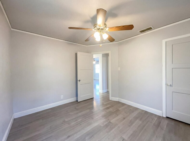 Building Photo - 3910 Ivy St