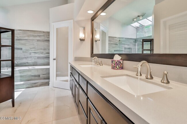 Building Photo - 23287 Park Basilico