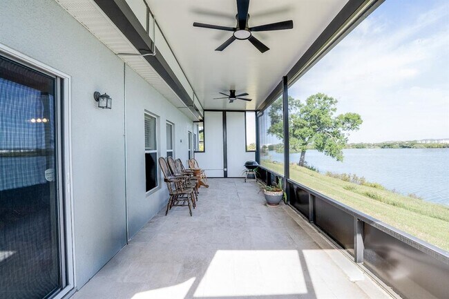 Building Photo - 8610 Turnstone Shore Ln