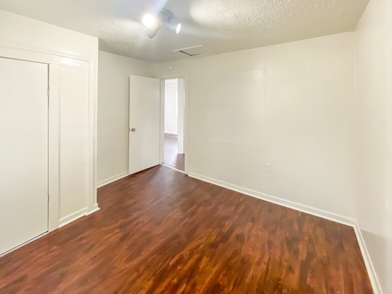 Building Photo - 2201 Front St