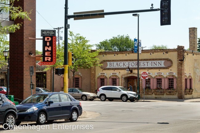 Building Photo - 1912 Clinton Ave