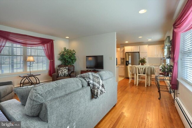 Building Photo - 2406 Roundtop Rd