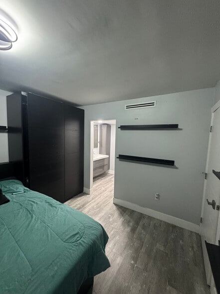 Building Photo - 8400 SW 133rd Avenue Rd