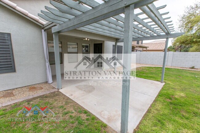 Building Photo - 10234 E Carol Ave