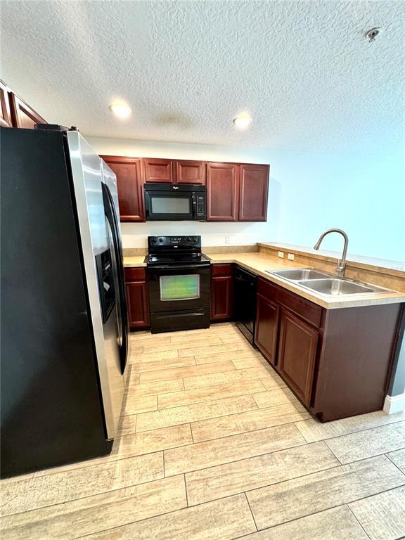 Building Photo - 13418 Tea Rose Way