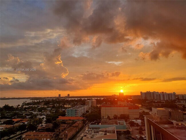 Building Photo - 7901 Hispanola Ave