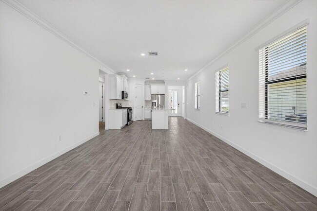 Building Photo - 10644 NW Wilgrove Lane