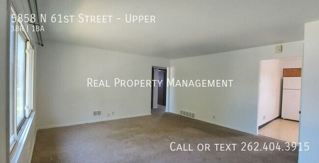 Building Photo - 5858 N 61st St