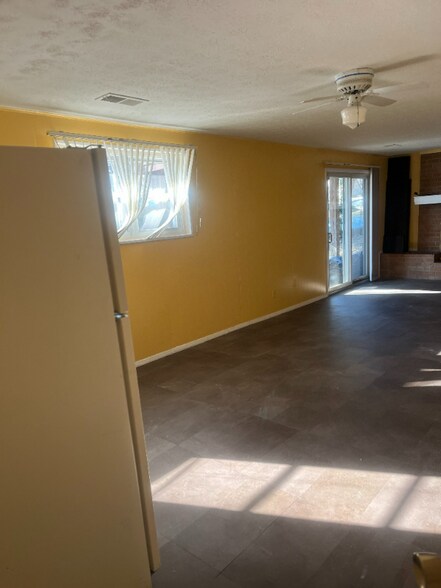 Building Photo - 11714 Smoketree Rd