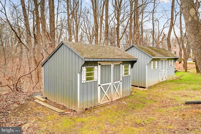 Building Photo - 6614 Corina Ct