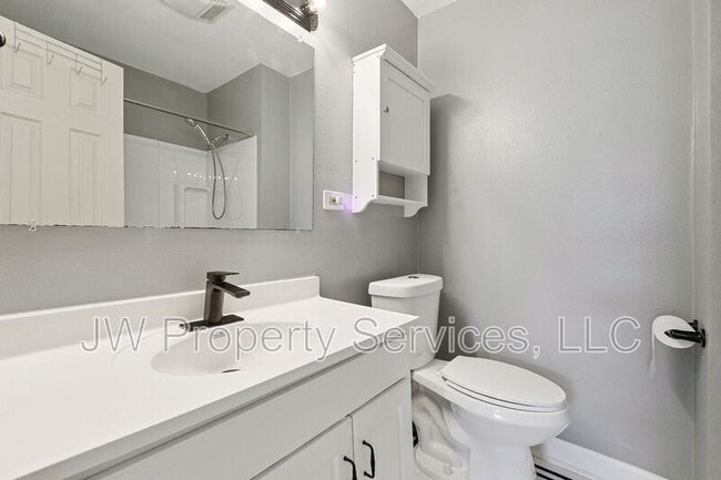 Building Photo - 5700 Boutall St