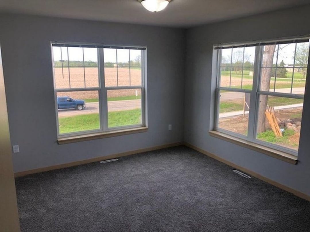 Living room - 6058 Driscoll Dr