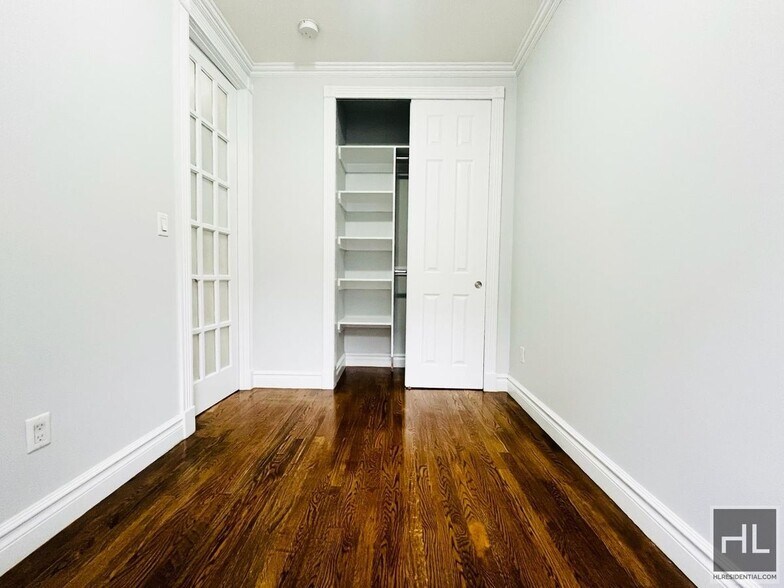 Building Photo - East 13th Street