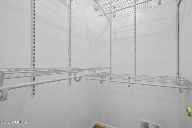 Building Photo - 6 Rockwell Cir