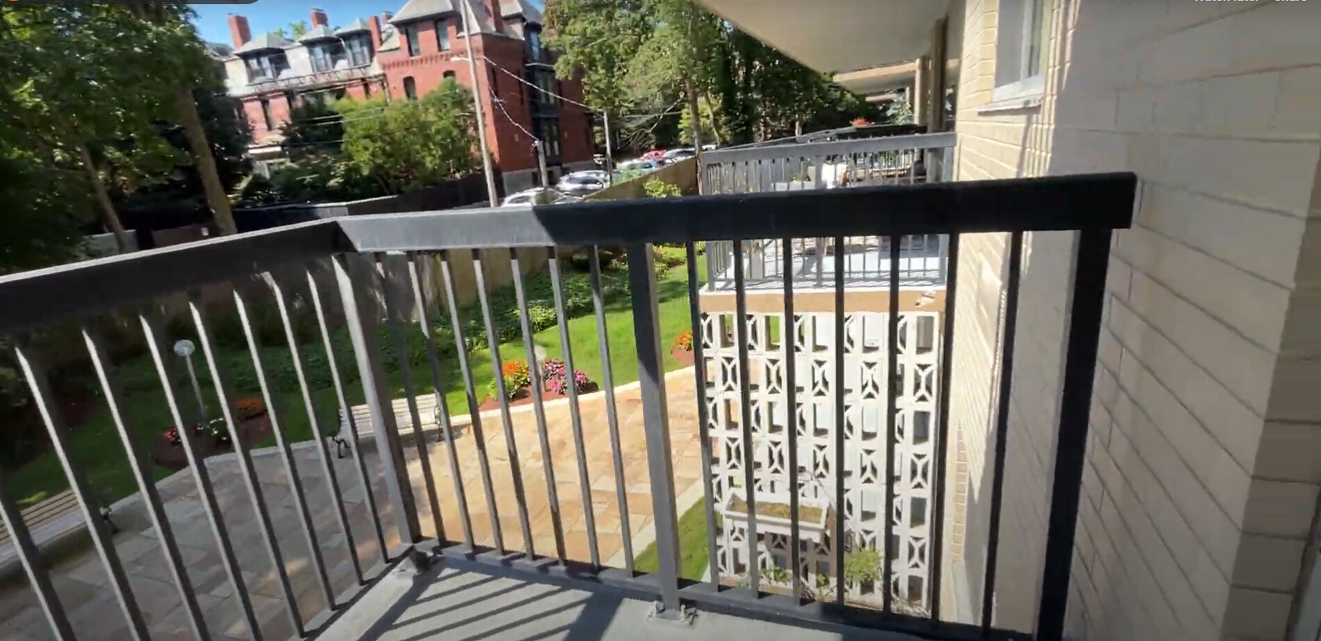 Building Photo - 16 Monmouth Ct