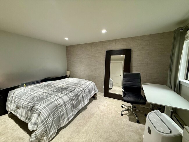 Building Photo - Gallery Condominium - Downtown Kirkland