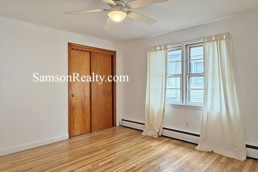 Building Photo - 1189 Smith St