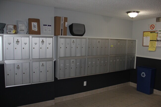 mail area - 1501 Portland Ave