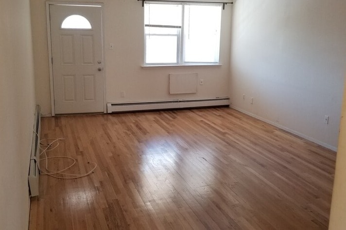 Building Photo - 92 Parrott Pl