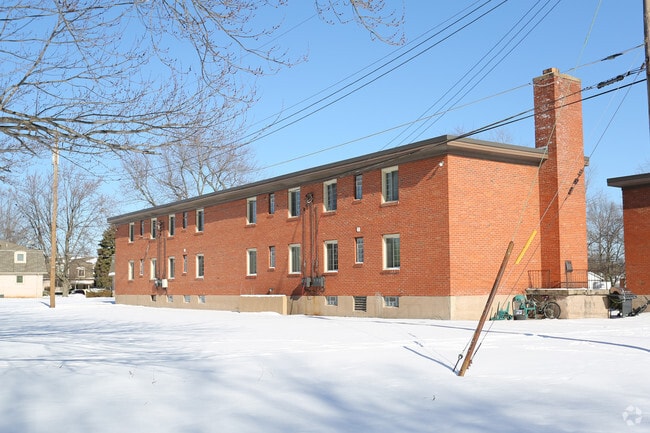 Building Photo - South Park Manor