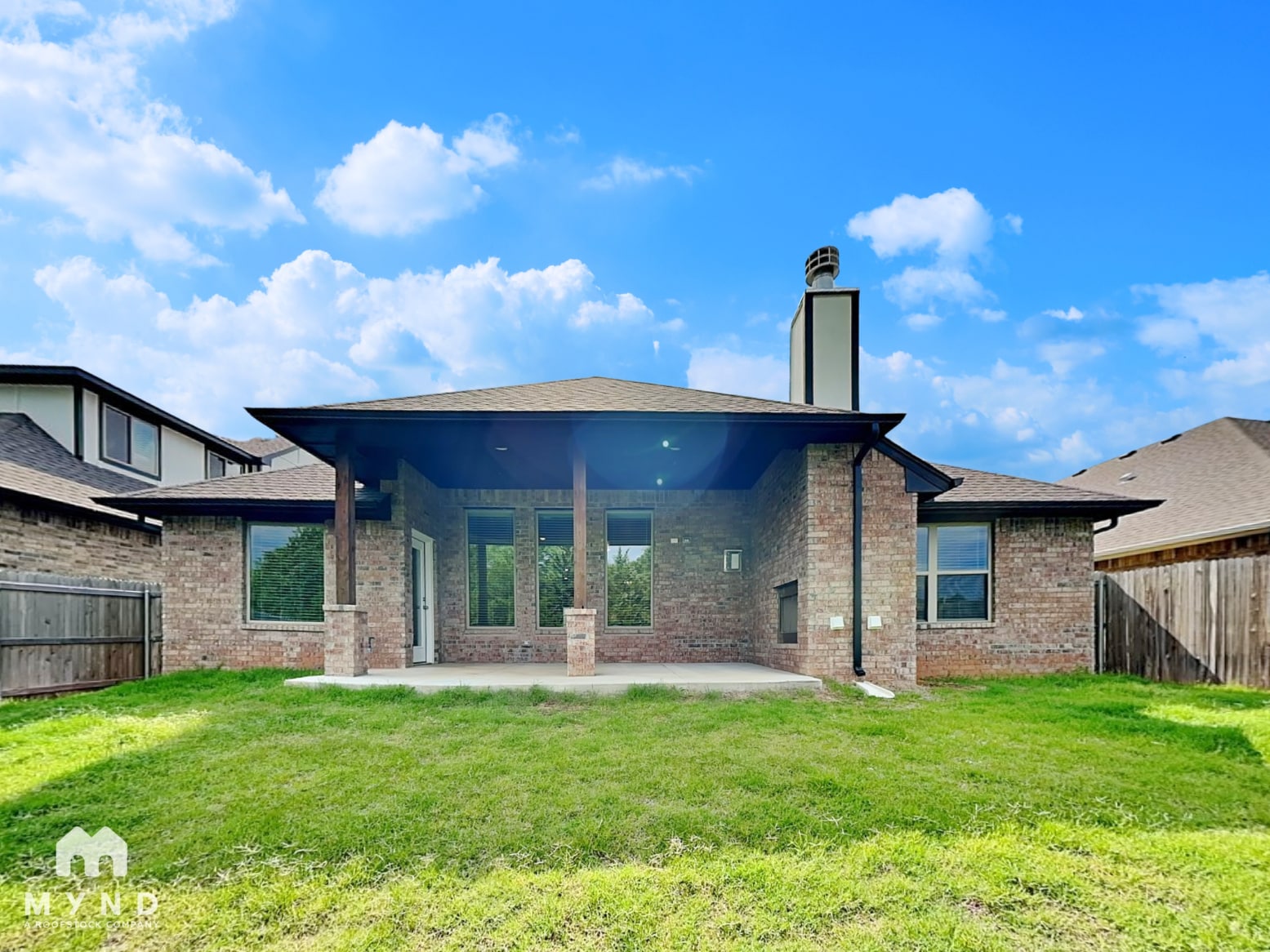 Building Photo - 5400 Riverrun Ct