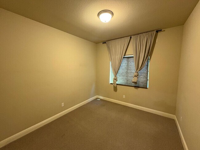 Building Photo - Lennar built home, coming soon!