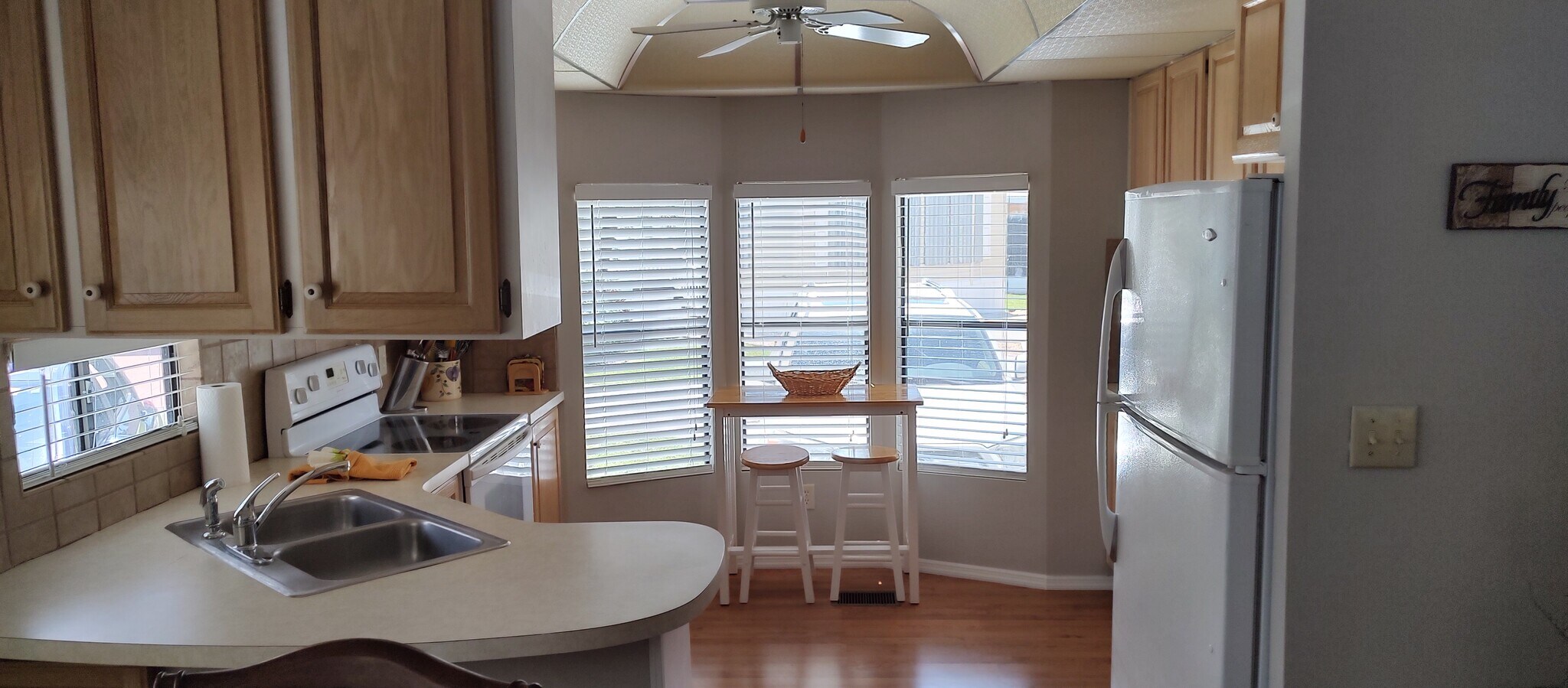 Building Photo - 10815 Ani Cir