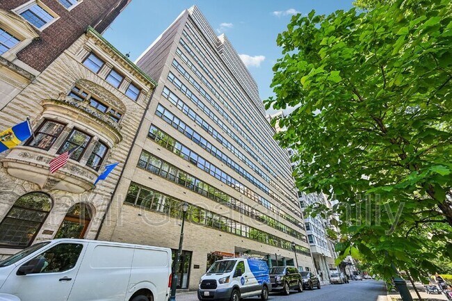 Building Photo - 1810 Rittenhouse Square