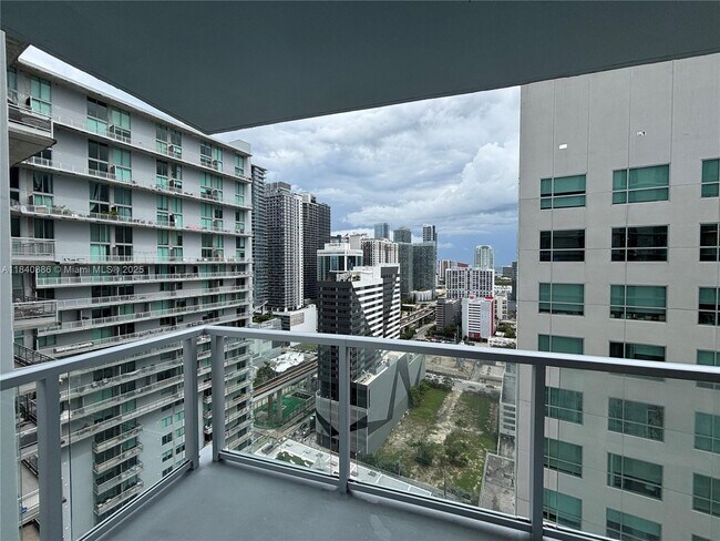 Building Photo - 185 SW 7th St