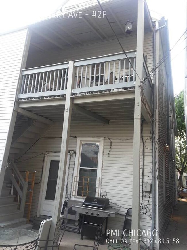 Building Photo - 1251 W Barry Ave