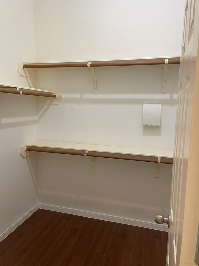 Building Photo - 19530 Village Of Bridgestone Ln