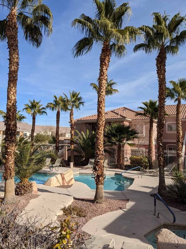 Building Photo - 2-BEDROOM CONDO IN SUMMERLIN LAS VEGAS