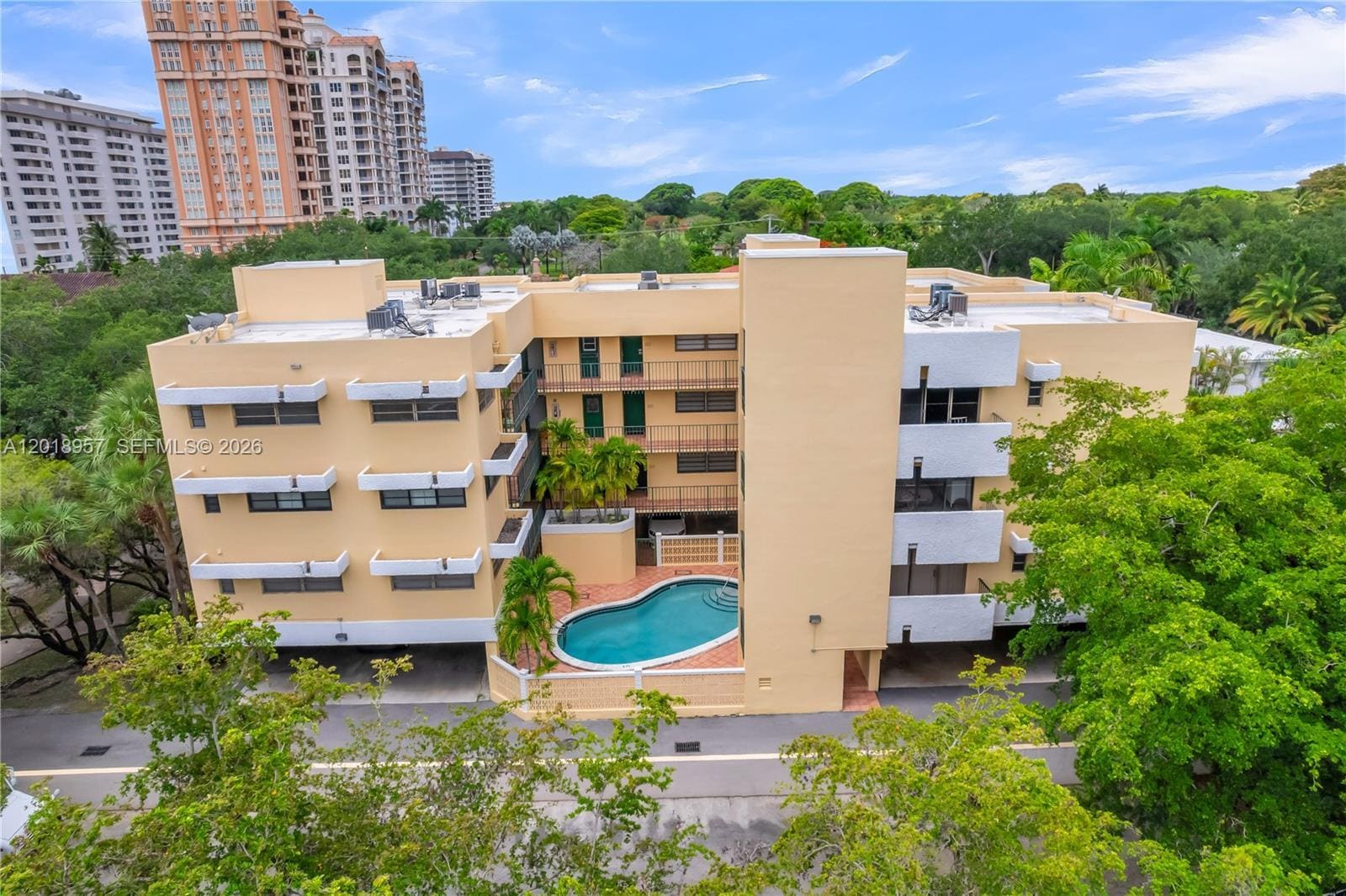 Building Photo - 525 Coral Way