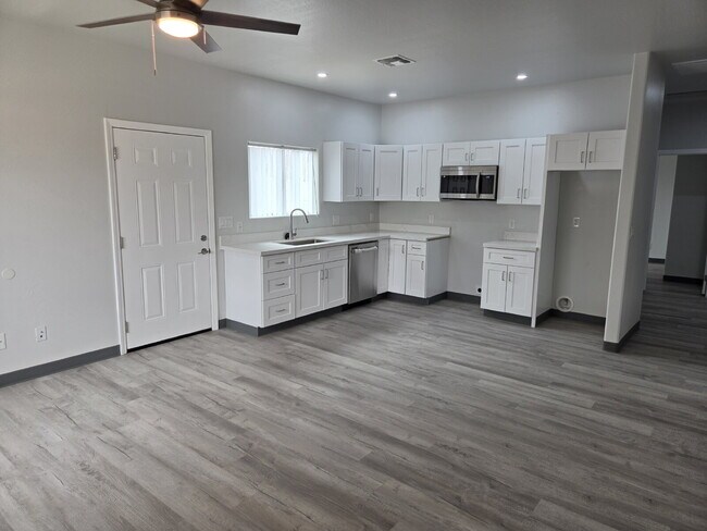 Building Photo - Brand New 2-Bedroom, 2-Bath Townhome with Garage – Prime Phoenix Location