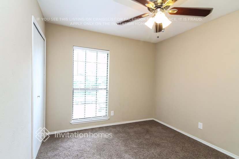 Building Photo - 568 Fisher Dr