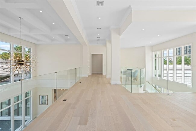 Building Photo - 10065 Autumn Mist Ln