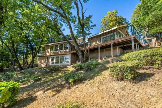 Building Photo - 20243 Beatty Ridge Rd