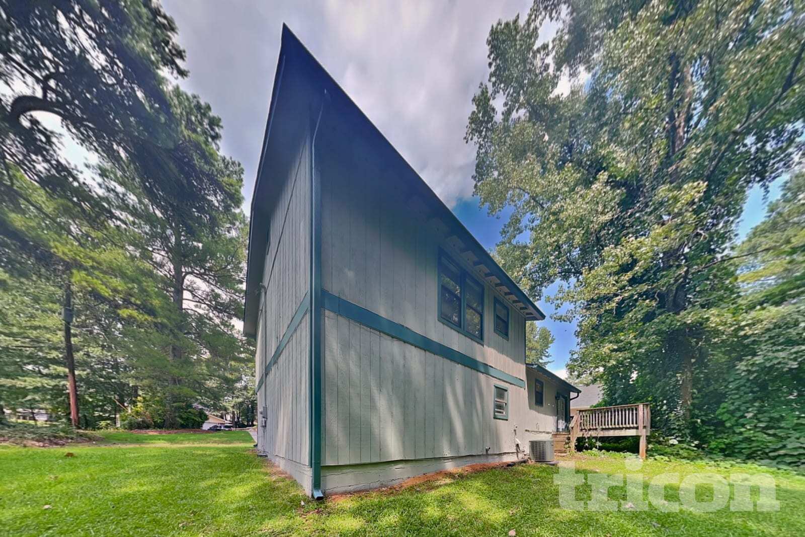 Building Photo - 3341 Goldenchain Dr